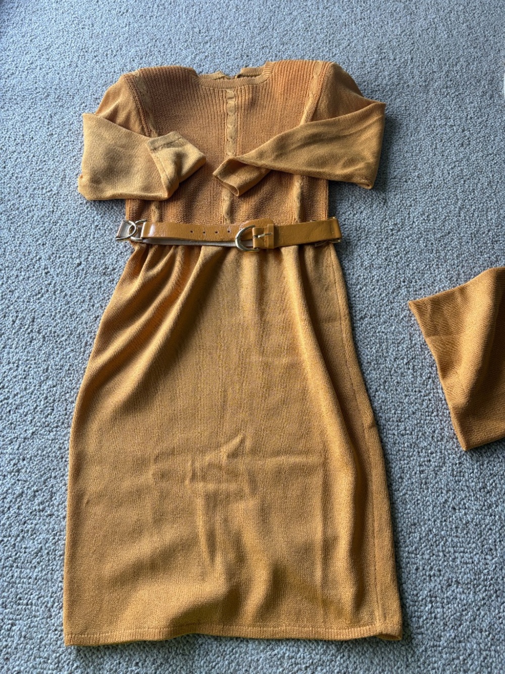 Vintage St John Santana Knit Belted Dress Ochre Gold Dynasty Quiet Luxury 8 Chic - Picture 2 of 14